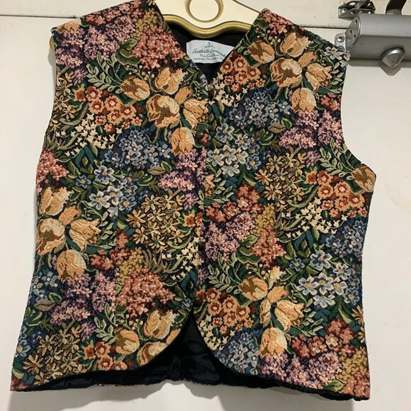 VINTAGE SUTTLES & SEAWINDS FLORAL PRINT VESTS SIZE L - Picture 7 of 9